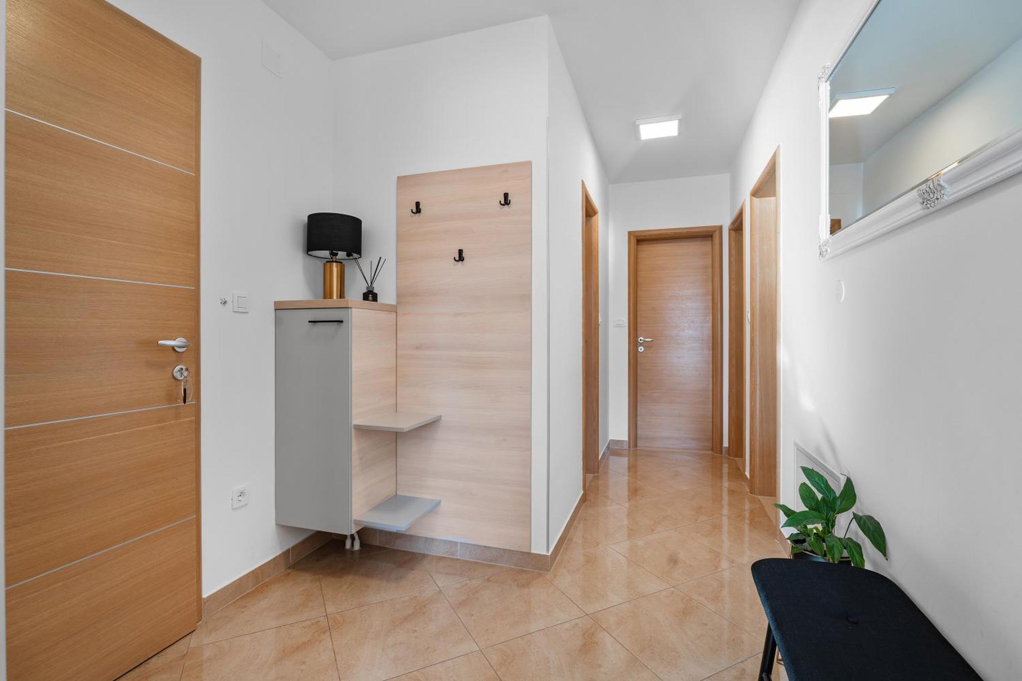 Apartments Bakota Omiš Екстериор снимка