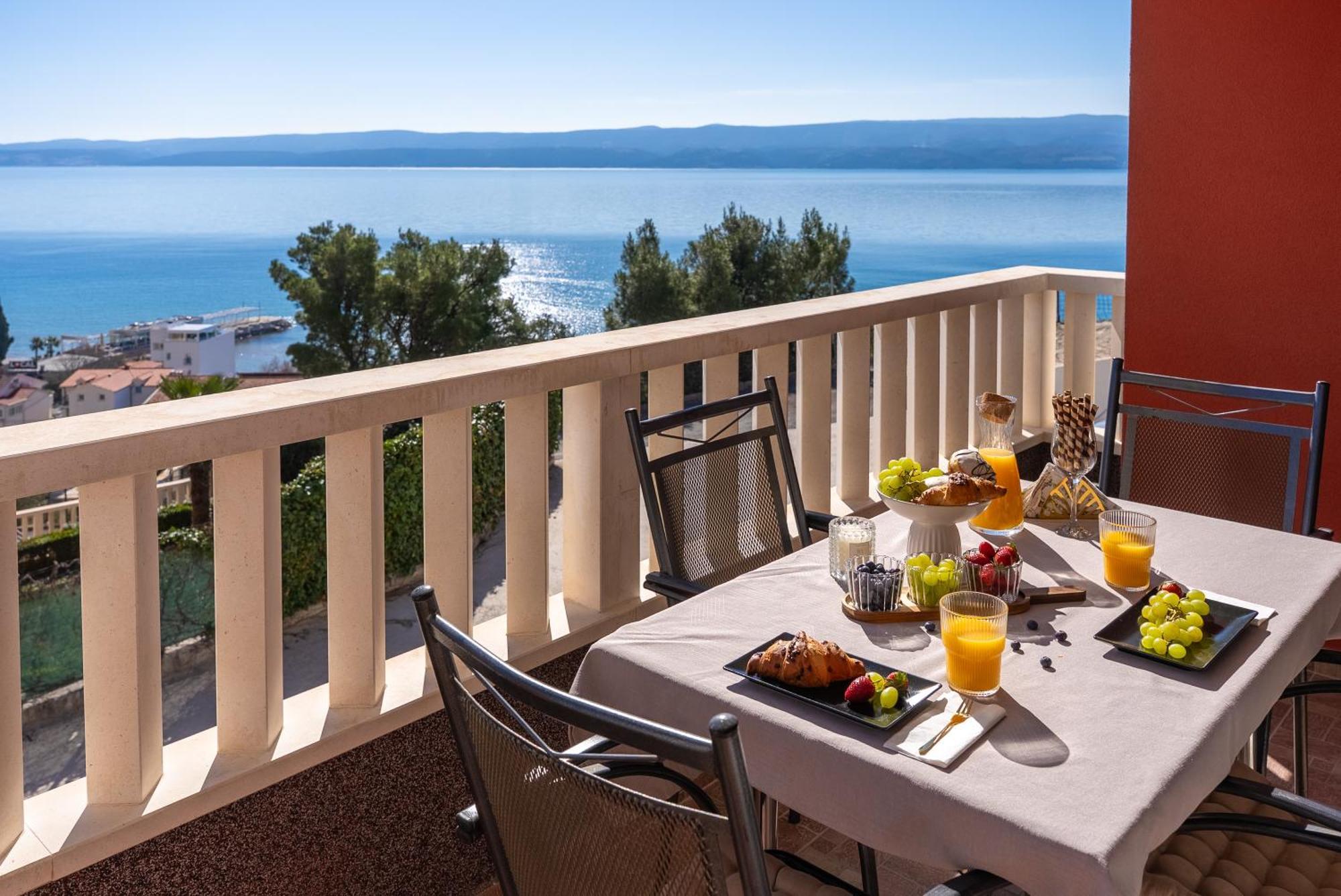 Apartments Bakota Omiš Екстериор снимка