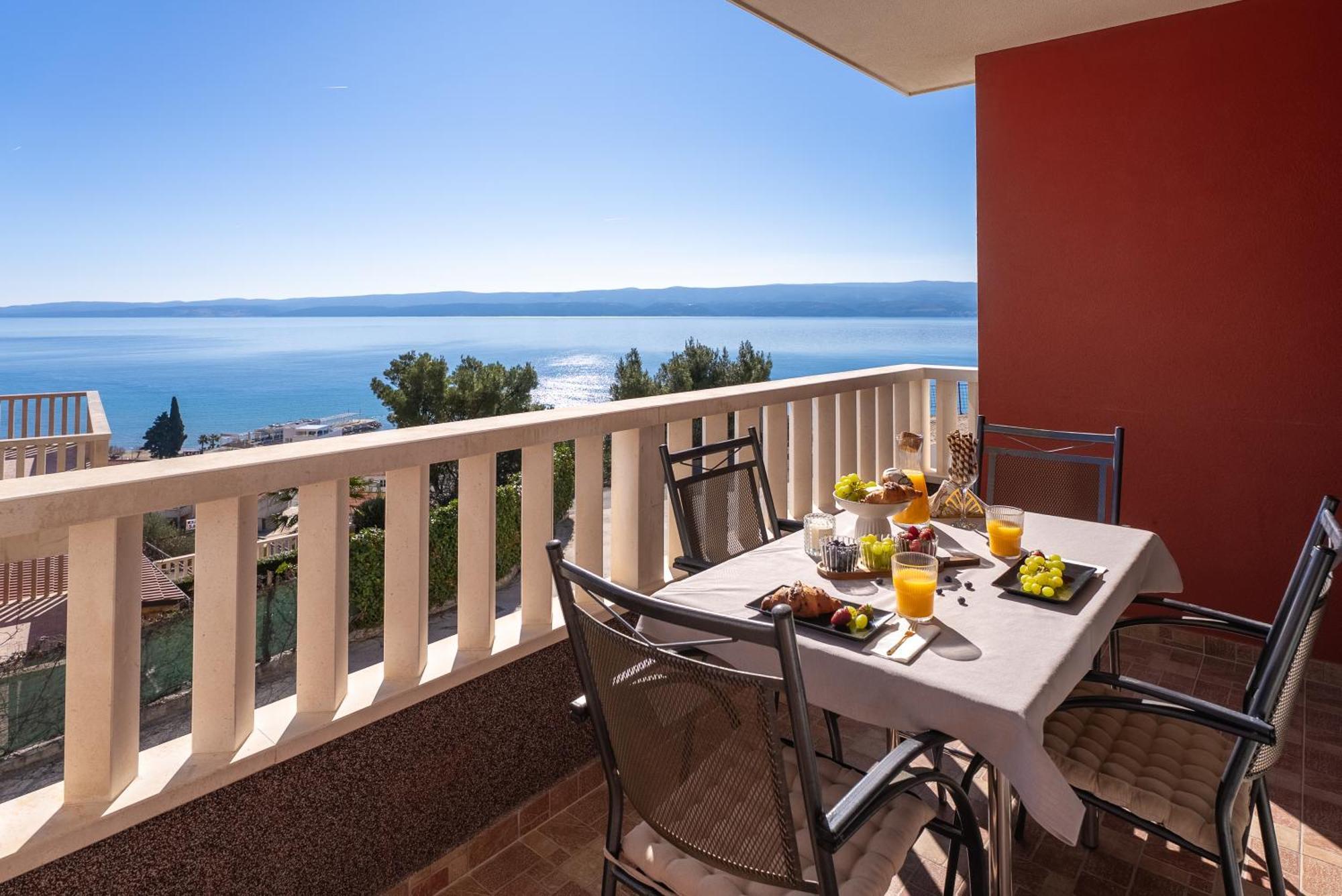 Apartments Bakota Omiš Екстериор снимка